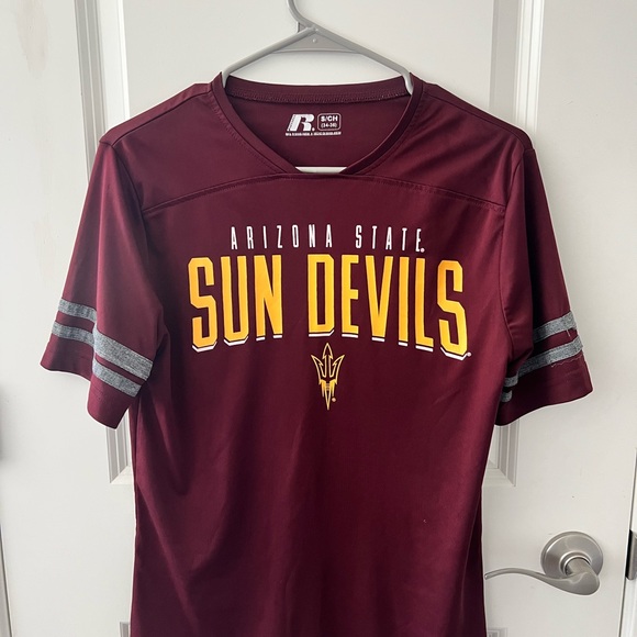 Russell Athletic Red and Yellow Jersey Shirt - Picture 1 of 1